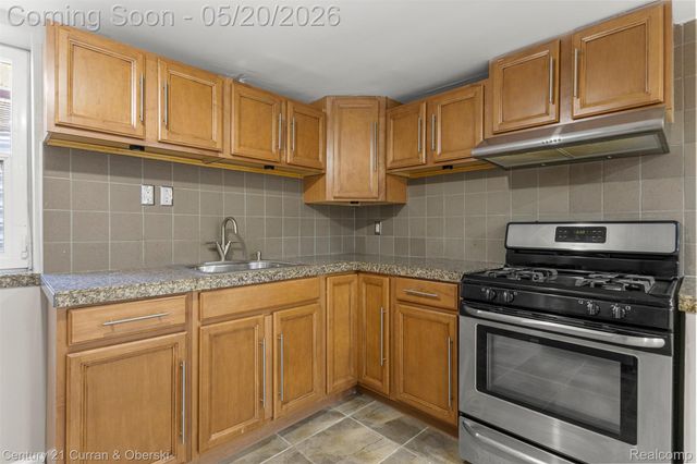 4545 Westland Street, Dearborn, MI 48126