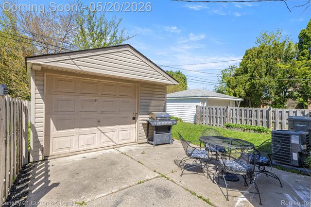4545 Westland Street, Dearborn, MI 48126
