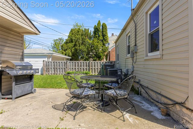 4545 Westland Street, Dearborn, MI 48126