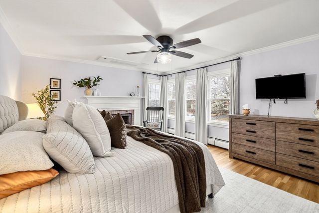 588 Andover St, Lowell, MA 01852