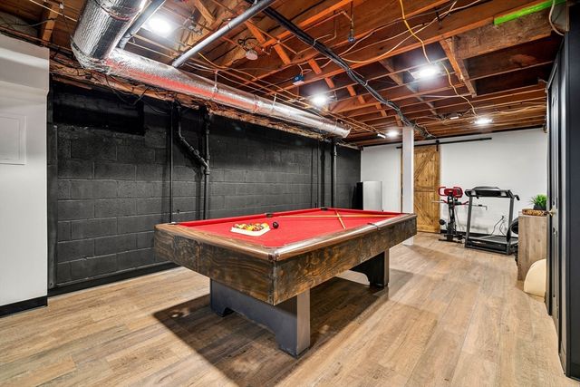 588 Andover St, Lowell, MA 01852