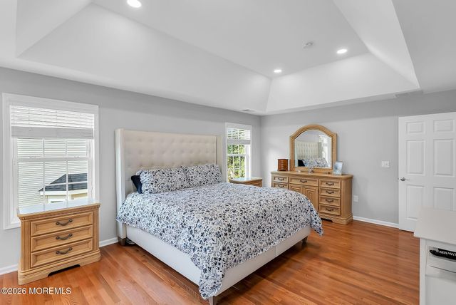 27 Bristol Road, Manalapan, NJ 07726