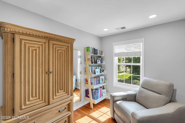 27 Bristol Road, Manalapan, NJ 07726