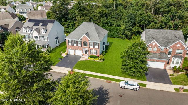 27 Bristol Road, Manalapan, NJ 07726