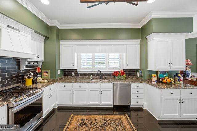 100 Fox Court, Forsyth, GA 31029