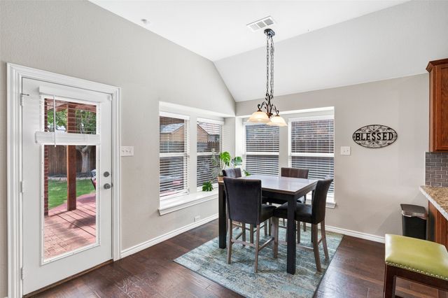 5317 Thornbush Drive, Fort Worth, TX 76179