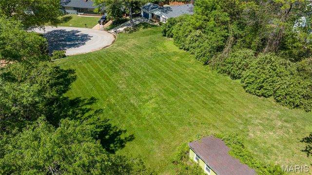 7 A Melshire Court, St Louis, MO 63122