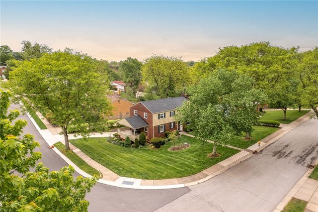 1309 Firwood Dr, Mt Lebanon, PA 15243