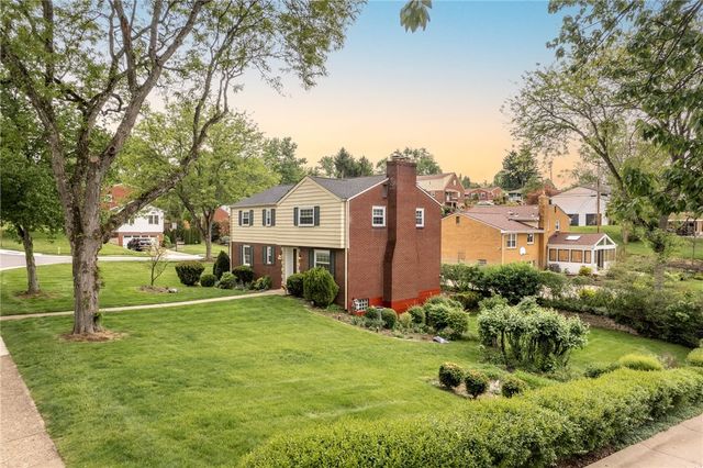 1309 Firwood Dr, Mt Lebanon, PA 15243
