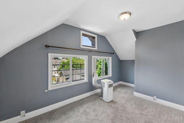 2249 Monroe Avenue, Cincinnati, OH 45212