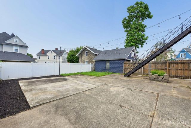 2249 Monroe Avenue, Cincinnati, OH 45212