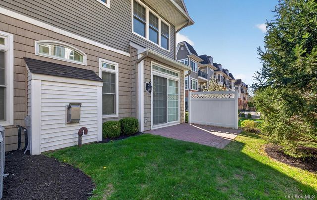 702 Equestrian Way, Westbury, NY 11590
