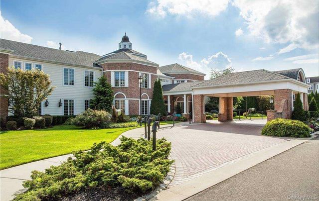 702 Equestrian Way, Westbury, NY 11590