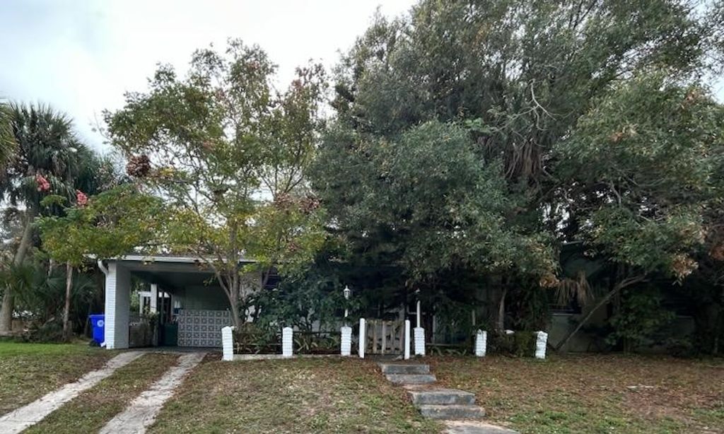 375 Manly Avenue, Sebastian, FL 32958