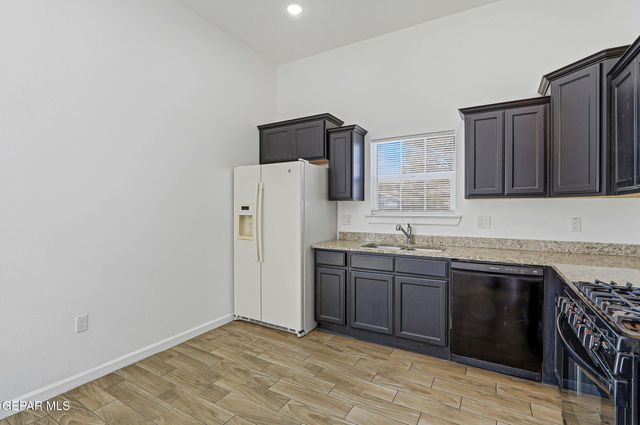 9024 Tammy Court, El Paso, TX 79904