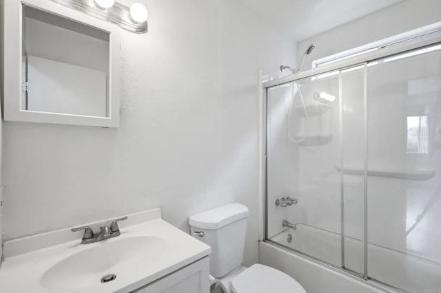 3018 44th Street, San Diego, CA 92105