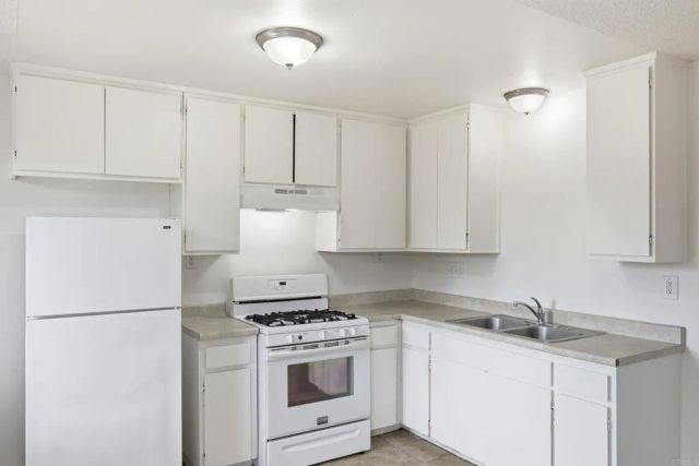 3018 44th Street, San Diego, CA 92105