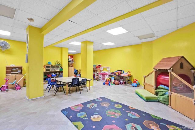 33-44 93rd 3S, Jackson Heights, NY 11372