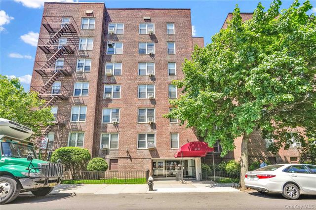 33-44 93rd 3S, Jackson Heights, NY 11372