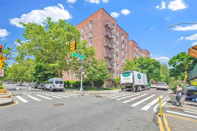 33-44 93rd 3S, Jackson Heights, NY 11372