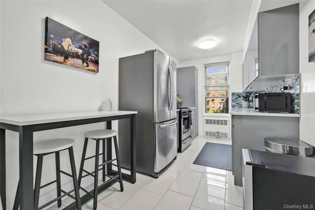 33-44 93rd 3S, Jackson Heights, NY 11372