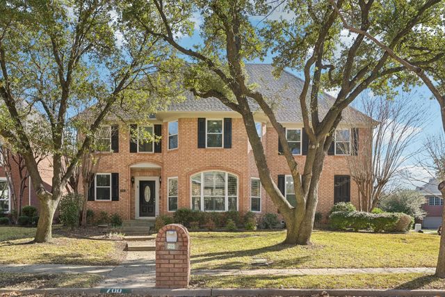 700 Pistachio Circle, Irving, TX 75063