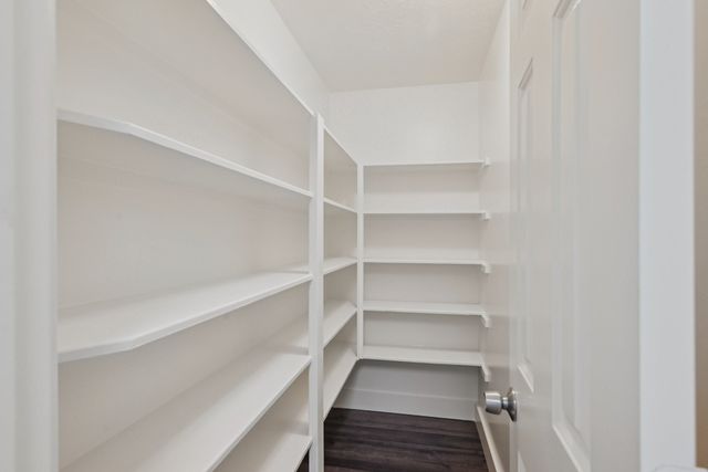 700 Pistachio Circle, Irving, TX 75063