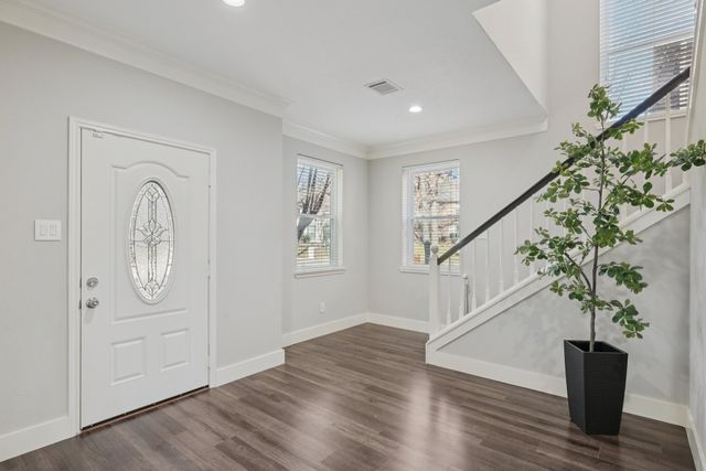 700 Pistachio Circle, Irving, TX 75063