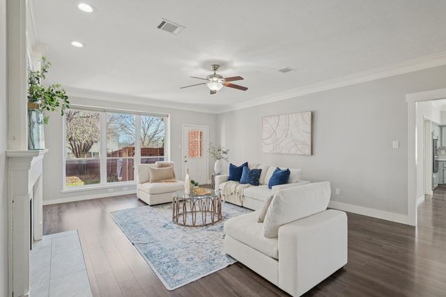 700 Pistachio Circle, Irving, TX 75063