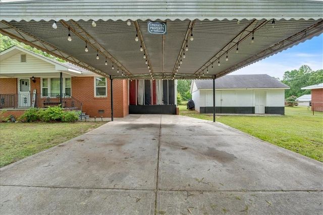 7783 Cantrell Road, Douglasville, GA 30135