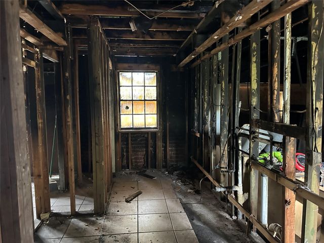 610 Linda Lane, Alvin, TX 77511