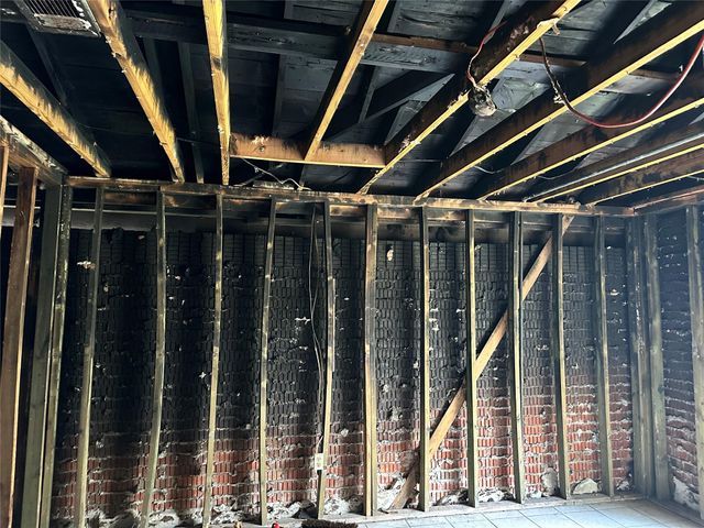 610 Linda Lane, Alvin, TX 77511