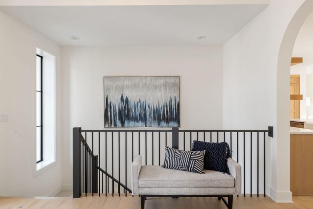 9602 Crestwood Terrace, Eden Prairie, MN 55347