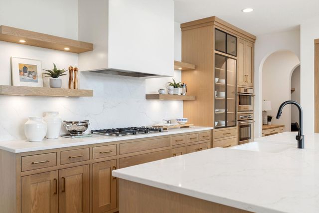 9602 Crestwood Terrace, Eden Prairie, MN 55347