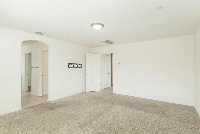 3415 Amanecer Avenue, Clovis, CA 93619
