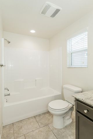 3415 Amanecer Avenue, Clovis, CA 93619