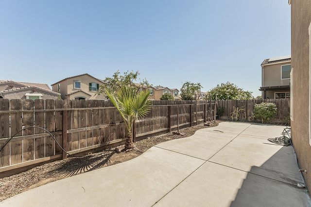 3415 Amanecer Avenue, Clovis, CA 93619
