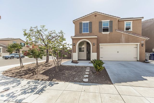 3415 Amanecer Avenue, Clovis, CA 93619
