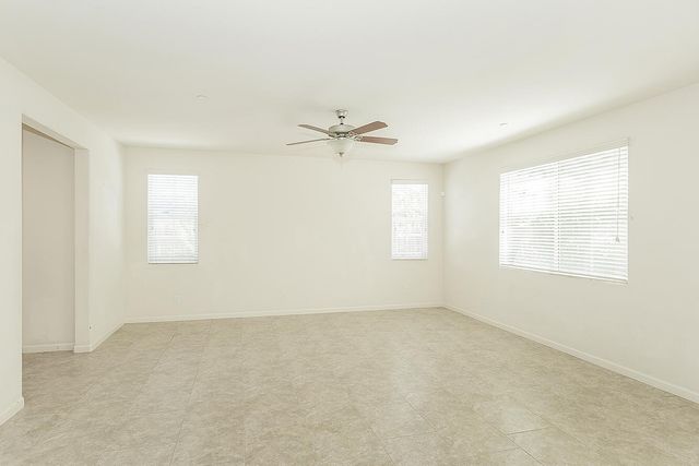 3415 Amanecer Avenue, Clovis, CA 93619