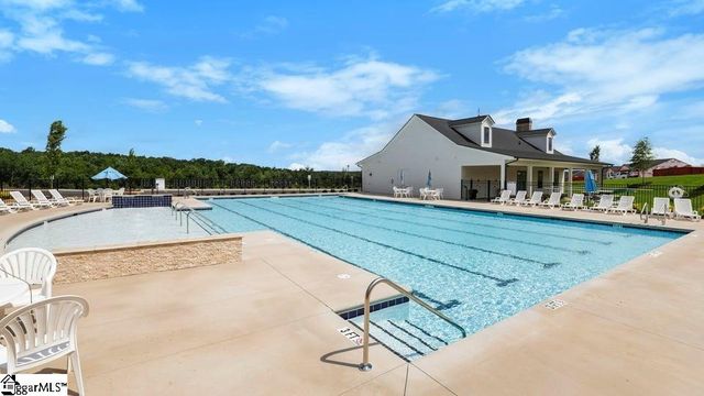 109 Elgin Drive, Laurens, SC 29360