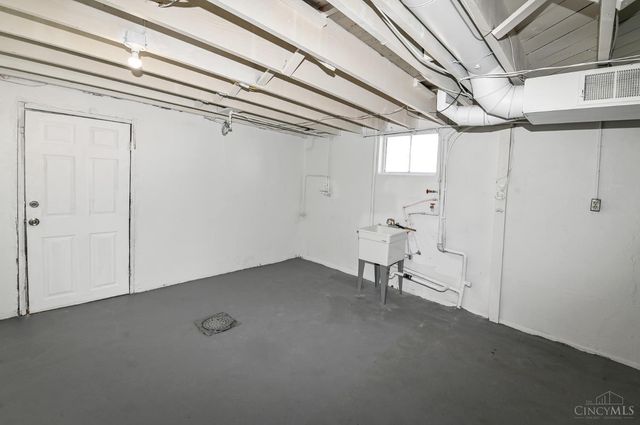 3298 Kleeman Road, Green Twp, OH 45211