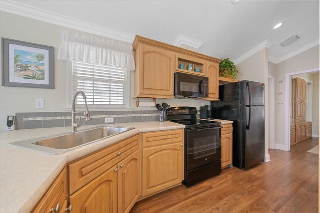 4 BASIN STREET, Palmetto, FL 34221