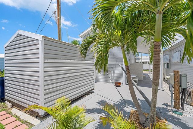 4 BASIN STREET, Palmetto, FL 34221