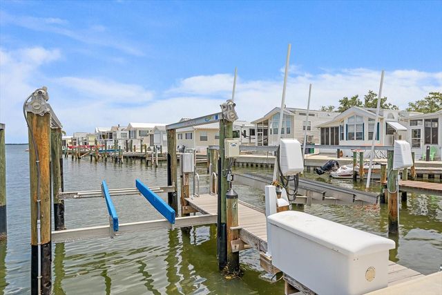 4 BASIN STREET, Palmetto, FL 34221