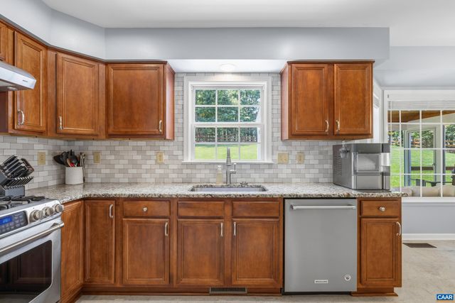 165 HEMLOCK LN, Barboursville, VA 22923