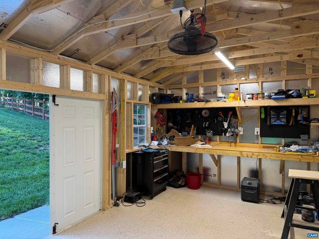 165 HEMLOCK LN, Barboursville, VA 22923