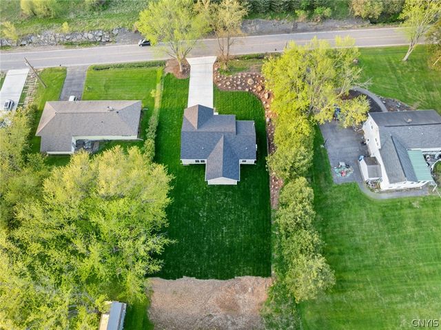 9666 Mallory Road, New Hartford, NY 13413