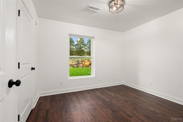 9666 Mallory Road, New Hartford, NY 13413
