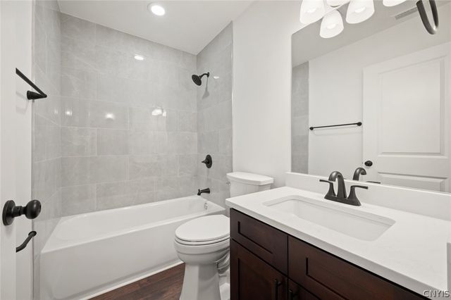 9666 Mallory Road, New Hartford, NY 13413