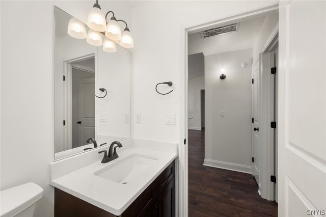 9666 Mallory Road, New Hartford, NY 13413